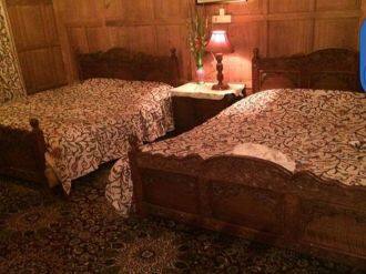 Flower Valley Houseboat, Srinagar 2